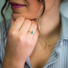 Γυναικείο δαχτυλίδι με ροζέτα δάκρυ σε χρυσό Κ14 και ζιργκόν 035181