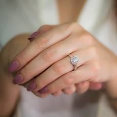 Γυναικείο δαχτυλίδι ροζέτα σε λευκόχρυσο Κ14 με ζιργκόν 035346