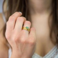 Επίχρυσο χειροποίητο δαχτυλίδι με πράσινη Τουρμαλίνη 925 037086
