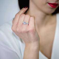 Λευκόχρυσο δαχτυλίδι Κ14 με ροζέτα και ζιργκόν 048249